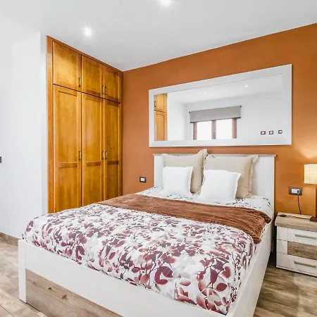 Sleeps 4 With Pool Villa Icod De Los Vinos